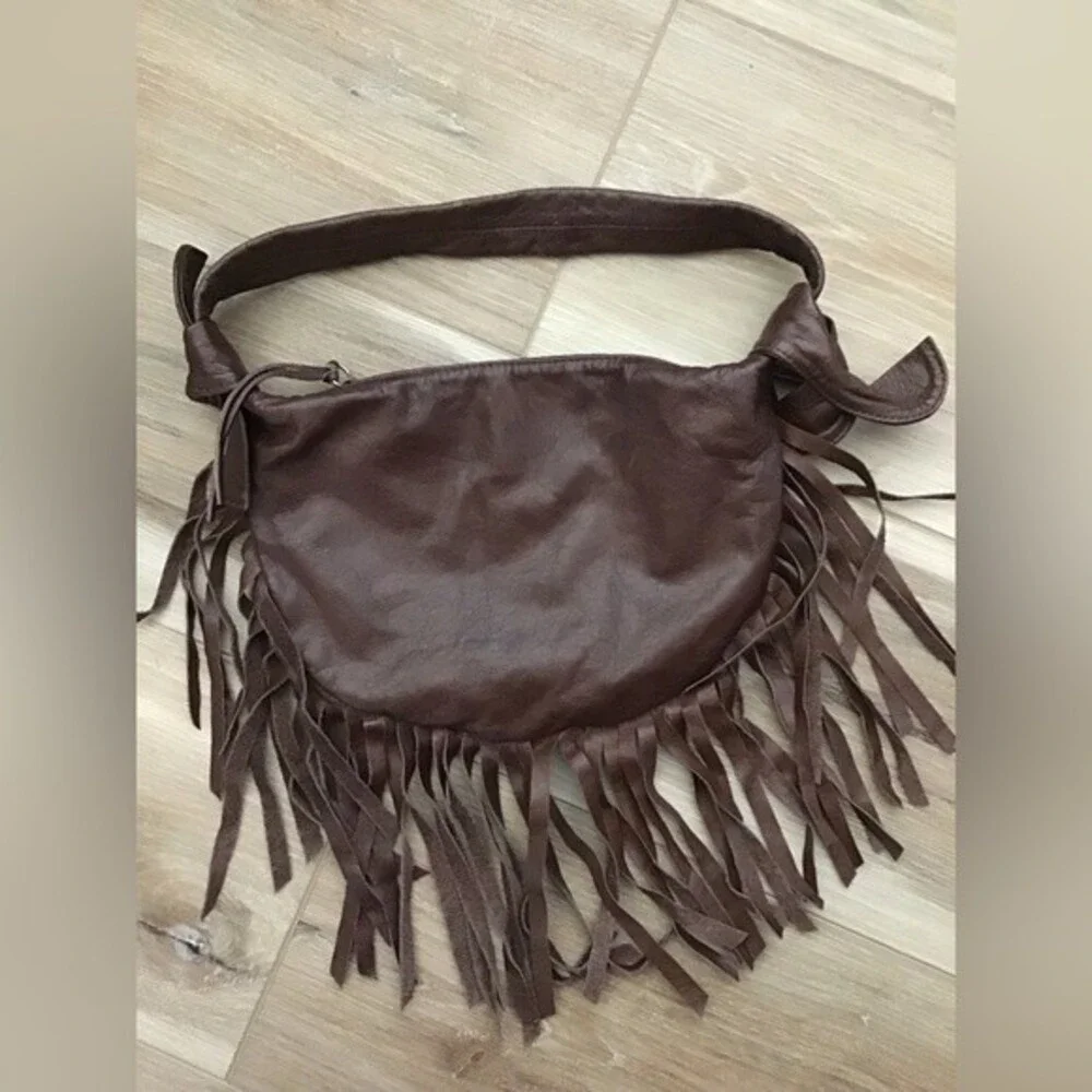 Handmade by Michelle Franz Waxed Leather Fringe Purse
